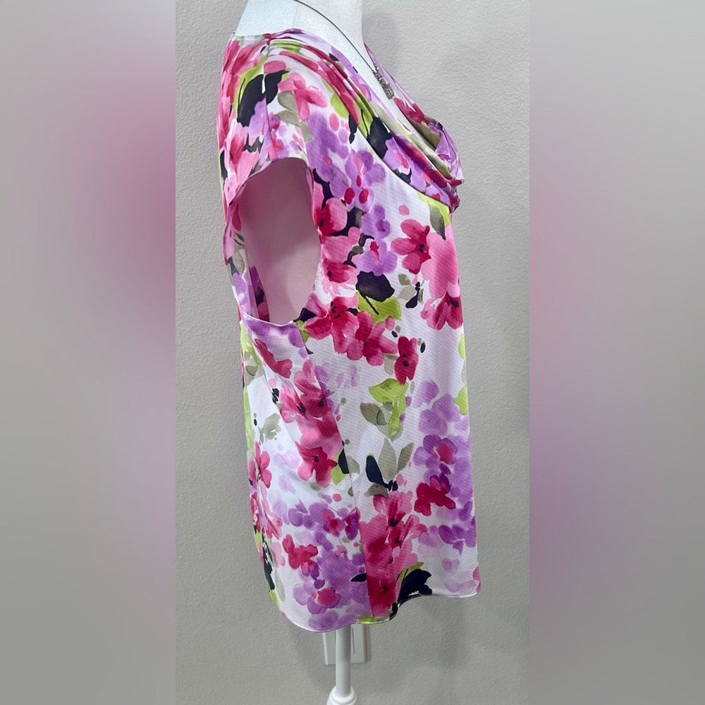 🩷”Anne Klein” NWT Multi Color Pink/Lavender Floral Cowl Neck Short Sleeve Blouse - Picture 5 of 12